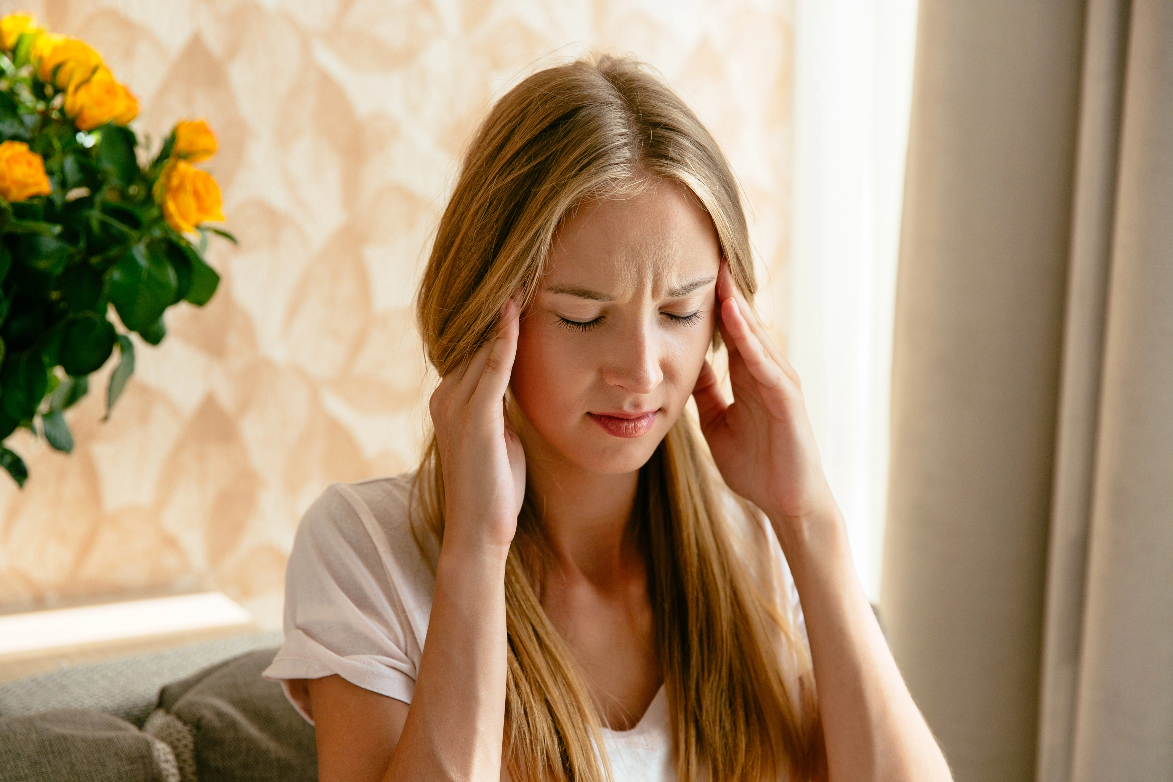 Czym jest migrena, dlaczego występuje i jak złagodzić jej ataki?