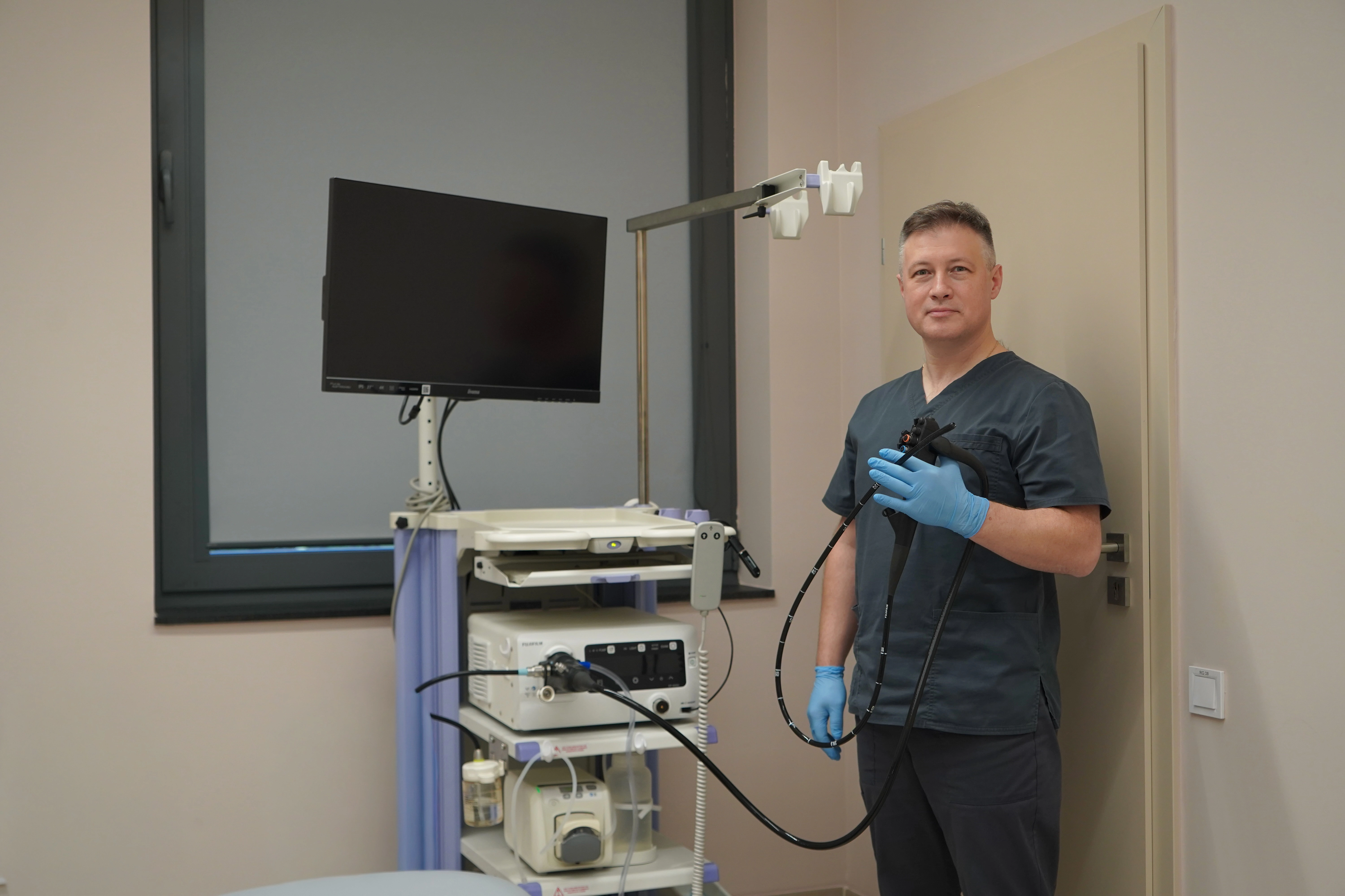 Лікар, який проводить ендоскопічні дослідження в Doctorpro Лодзь