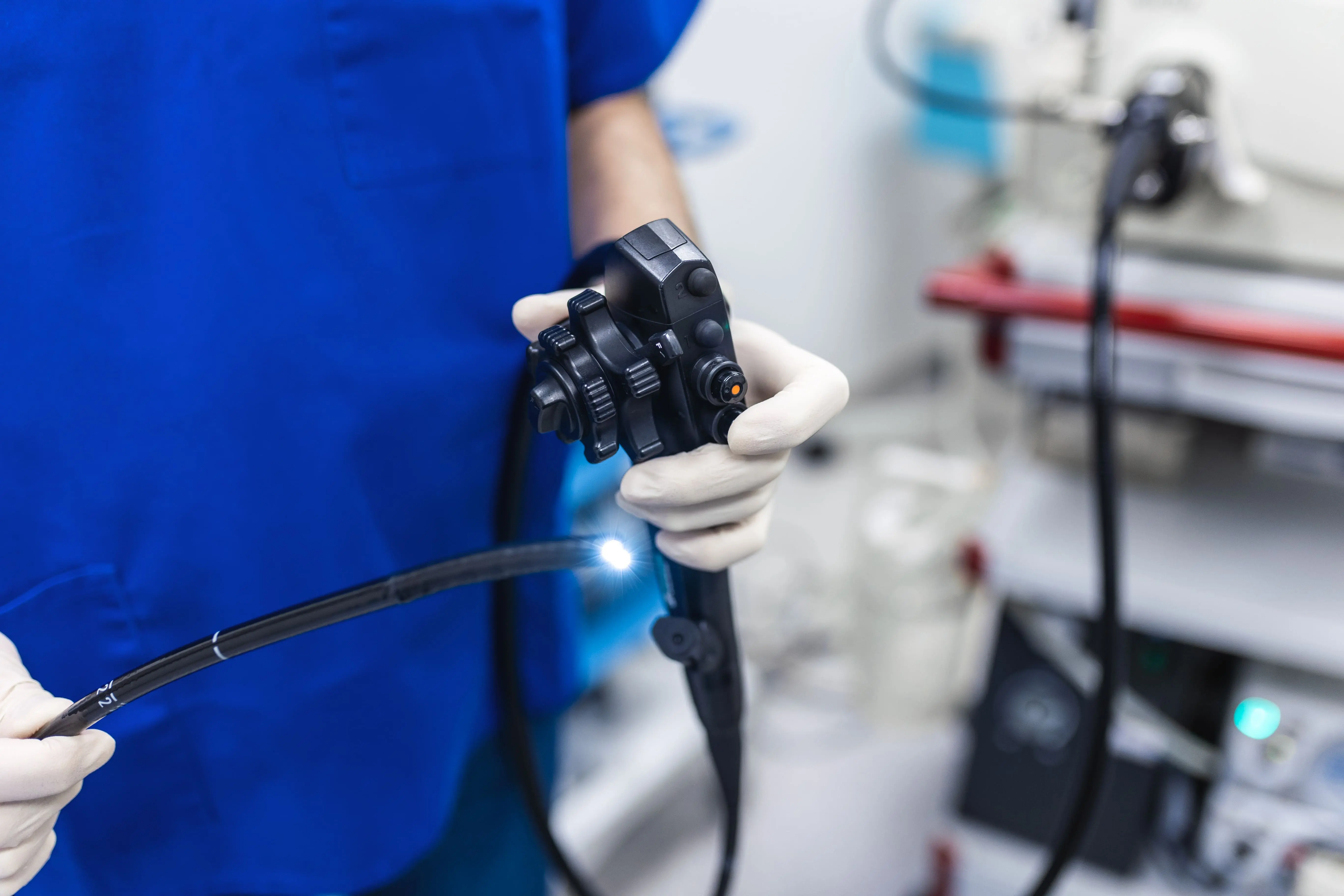 Czym jest kolonoskopia, jak się ją wykonuje i jak się do niej przygotować?