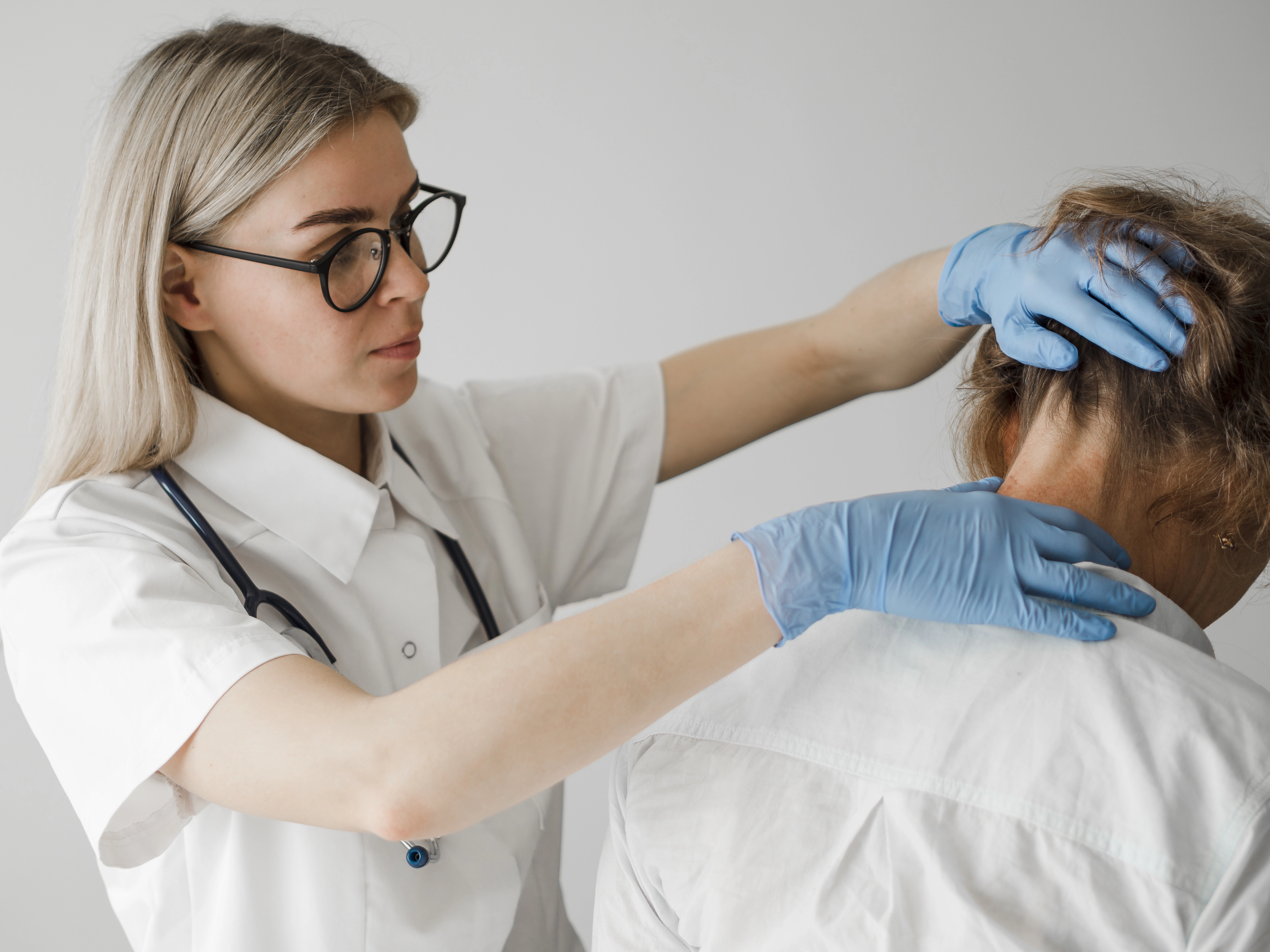 Diagnostyka trychologiczna i leczenie włosów