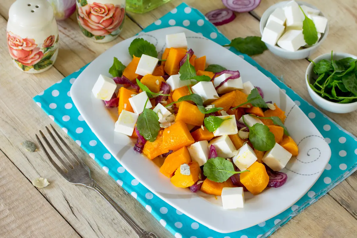 Dieta wątrobowa – kiedy jest zalecana, jakie produkty obejmuje i jak ułożyć menu?