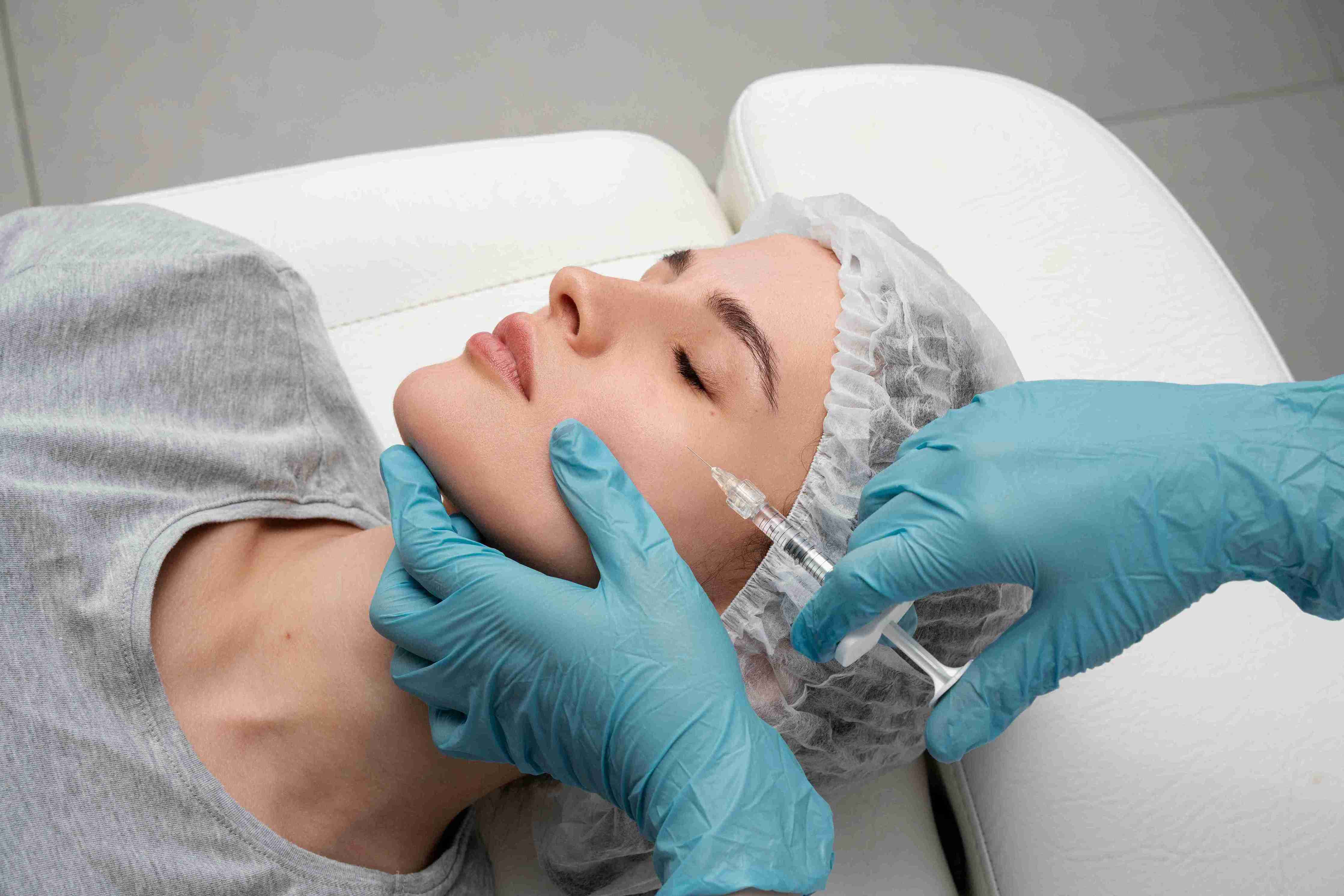 W Doctorpro Łódź dostępne są nowe zabiegi w poradni dermatologicznej